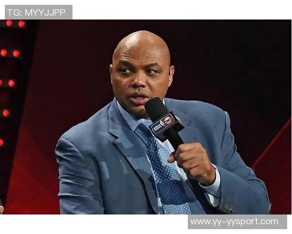 巴克利直言奥胖无论男扮女装都难掩其丑陋本质