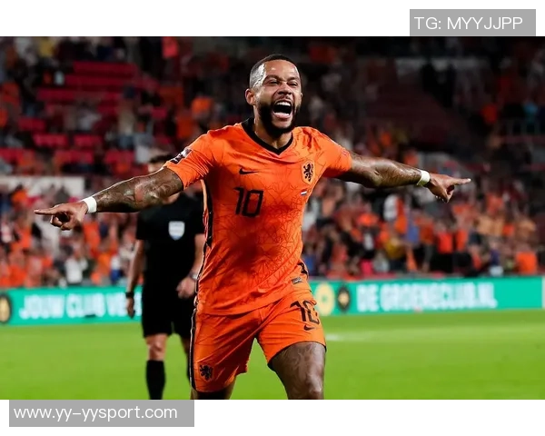 德佩在荷兰国家队创下54球35助的辉煌纪录双双领跑队史榜单