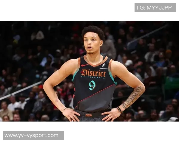 罗林斯展现巨星潜力AJ格林凭借特点成功立足NBA